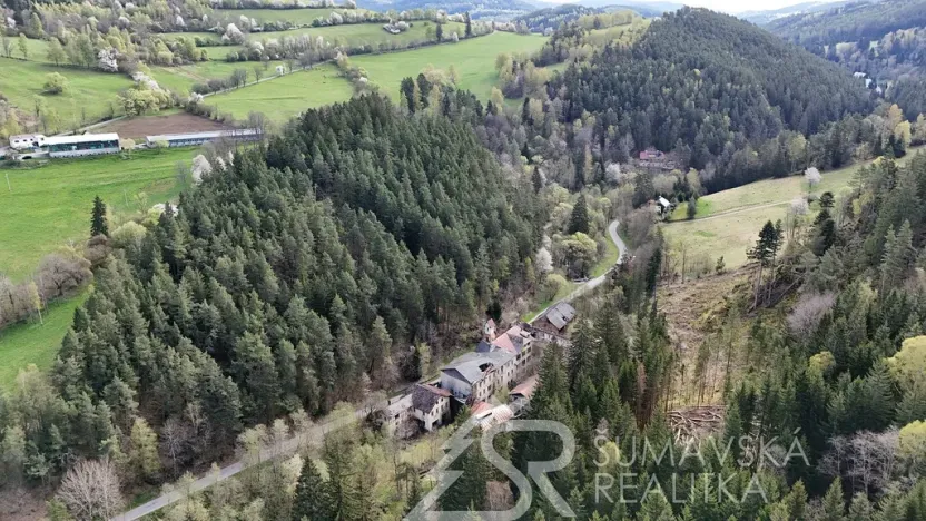 Prodej komerčního pozemku, Rejštejn, Náměstí Svobody, 38182 m2
