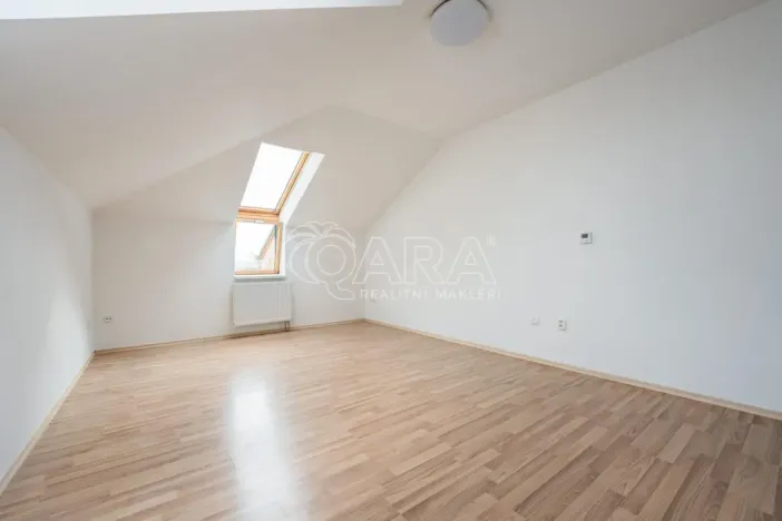 Prodej bytu 1+kk, Písek - Václavské Předměstí, Hostivítova, 30 m2
