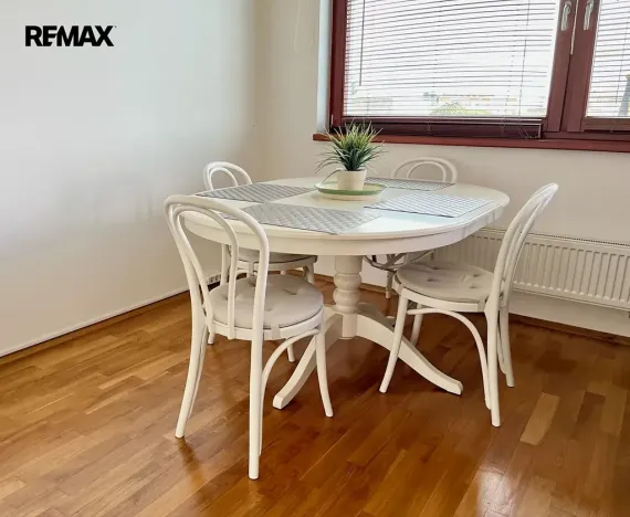 Pronájem bytu 2+kk, Praha - Vršovice, Ruská, 57 m2