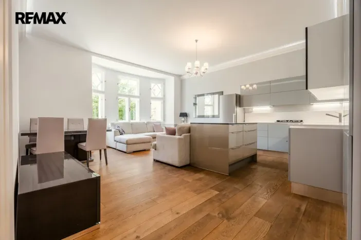Pronájem bytu 4+kk, Praha - Dejvice, Kafkova, 103 m2