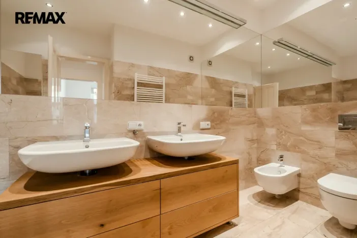 Pronájem bytu 4+kk, Praha - Dejvice, Kafkova, 103 m2