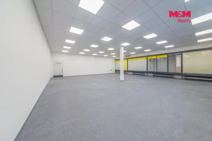 Pronájem obchodního prostoru, Havířov - Podlesí, Dlouhá třída, 500 m2