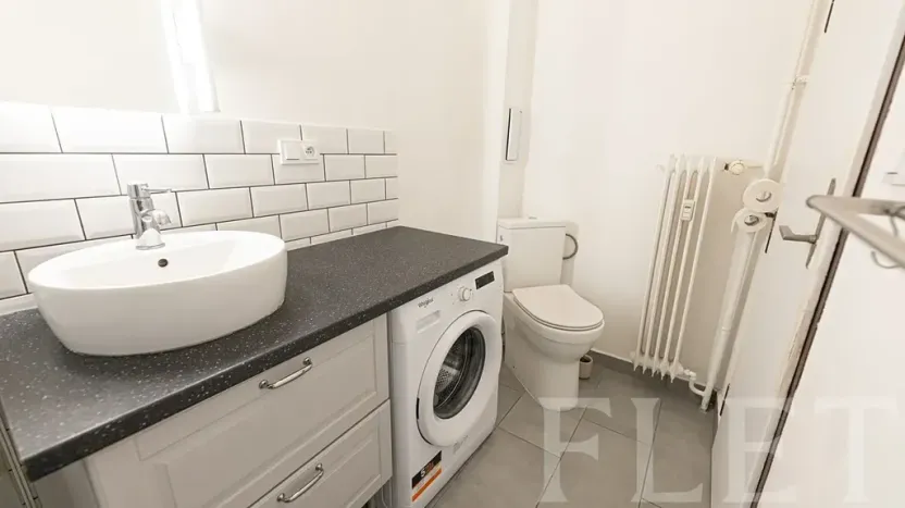 Pronájem bytu 2+kk, Praha - Holešovice, U Pergamenky, 58 m2
