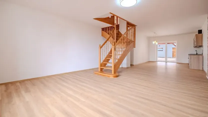 Prodej rodinného domu, Vrbčany, 181 m2