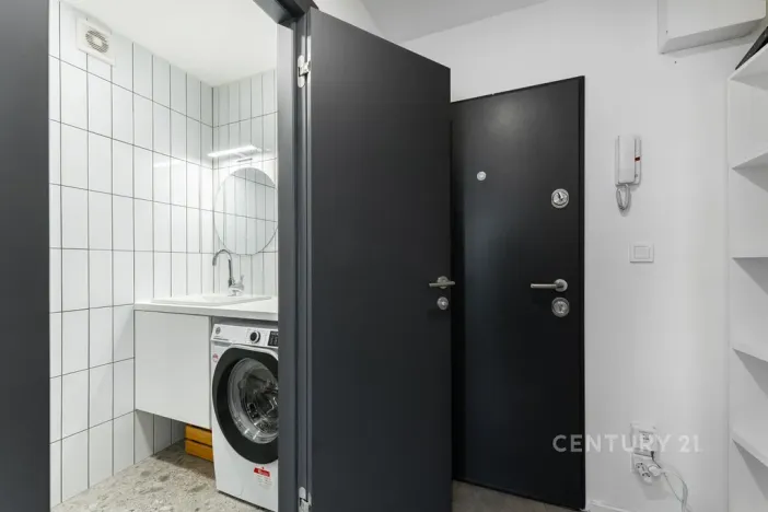 Pronájem bytu 2+kk, Praha - Prosek, Vysočanská, 45 m2