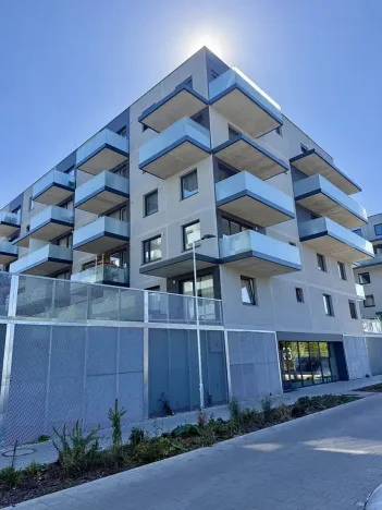 Pronájem bytu 1+kk, Praha - Prosek, Čakovická, 33 m2