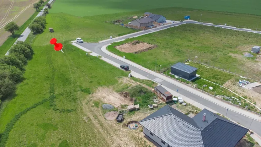 Prodej pozemku, Stolany, 1366 m2