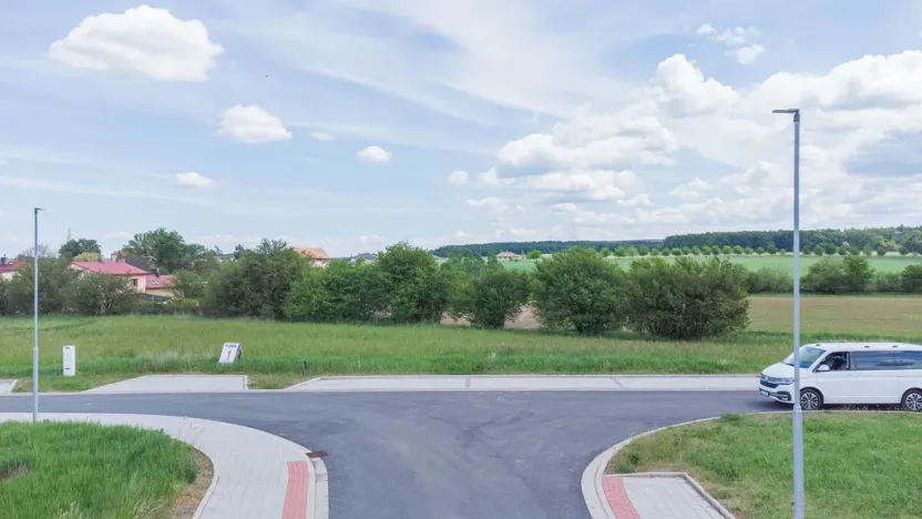 Prodej pozemku, Stolany, 1366 m2