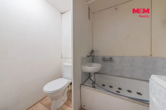 Prodej bytu 1+1, Karviná - Hranice, Bratr. Veverkových, 26 m2