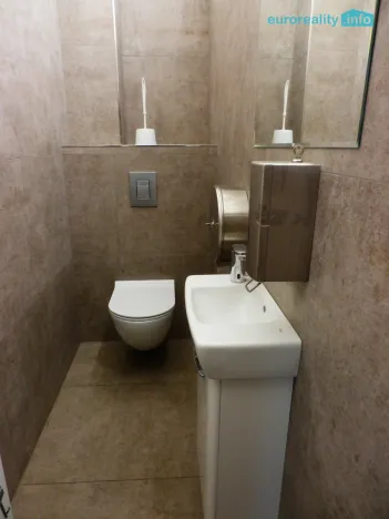 Pronájem kanceláře, Praha - Stodůlky, Mukařovského, 735 m2