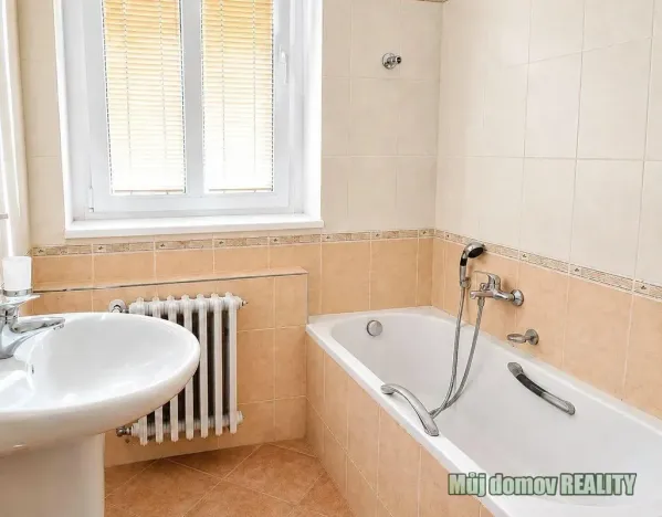 Pronájem bytu 3+kk, Praha - Písnice, 93 m2