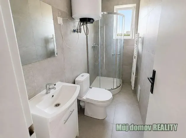 Pronájem apartmánu, Praha - Břevnov, Na břevnovské pláni, 14 m2