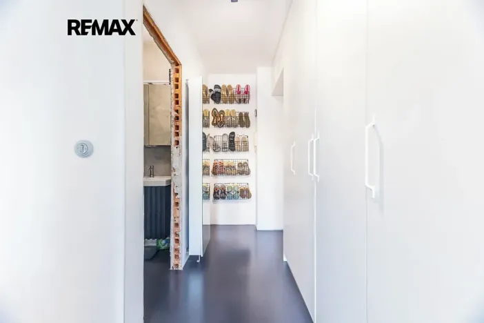 Prodej bytu 2+kk, Praha - Břevnov, Na Petřinách, 41 m2