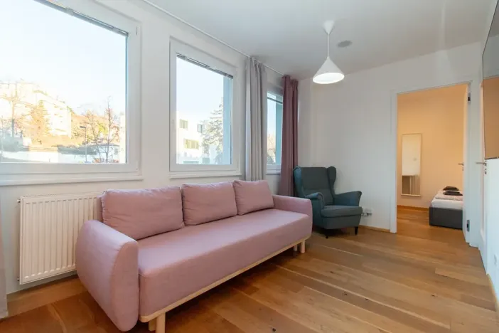 Pronájem bytu 2+kk, Praha - Vinohrady, Perucká, 36 m2