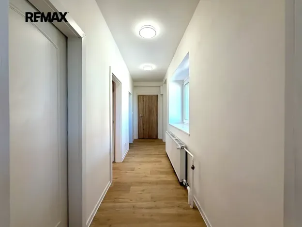 Pronájem bytu 1+1, Ořech, V Chaloupkách, 42 m2