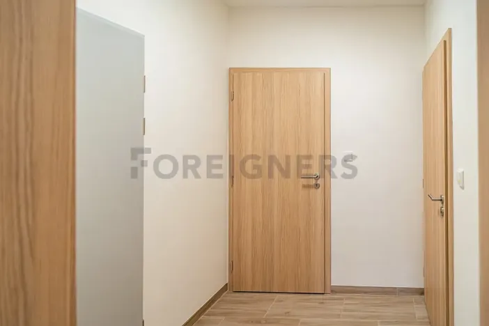 Pronájem bytu 2+1, Pardubice, Železničního pluku, 69 m2