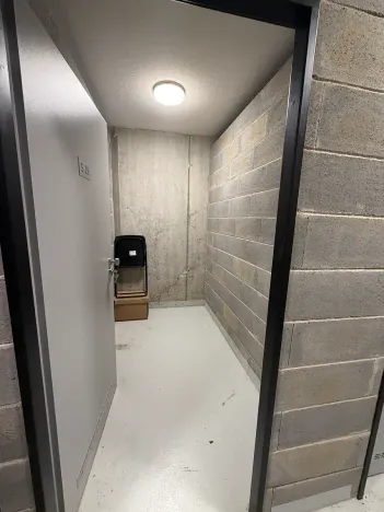 Pronájem bytu 1+kk, Praha - Strašnice, Michelangelova, 37 m2