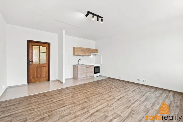 Pronájem bytu 1+kk, Ústí nad Labem, Spartakiádní, 31 m2
