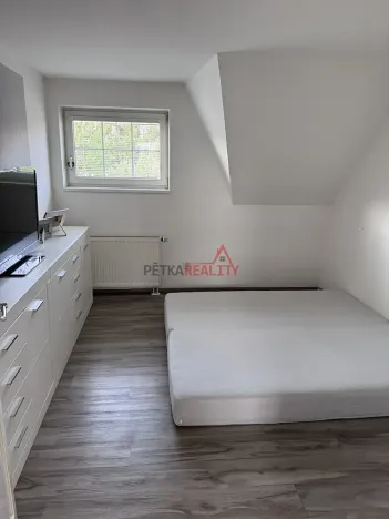 Prodej rodinného domu, Mníšek pod Brdy, Pod Skalkou, 188 m2
