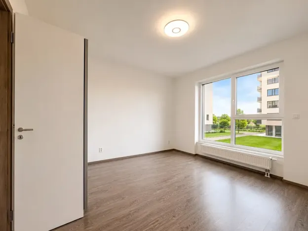 Pronájem bytu 2+kk, Praha - Hloubětín, Za černým mostem, 50 m2
