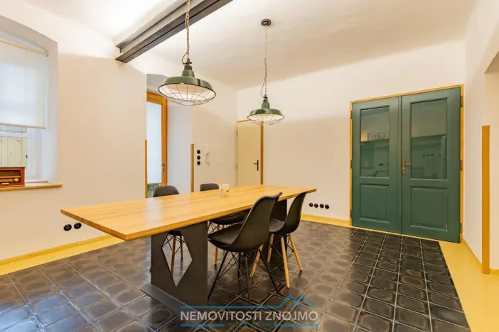 Pronájem bytu 2+kk, Znojmo, Na Kopečku, 59 m2