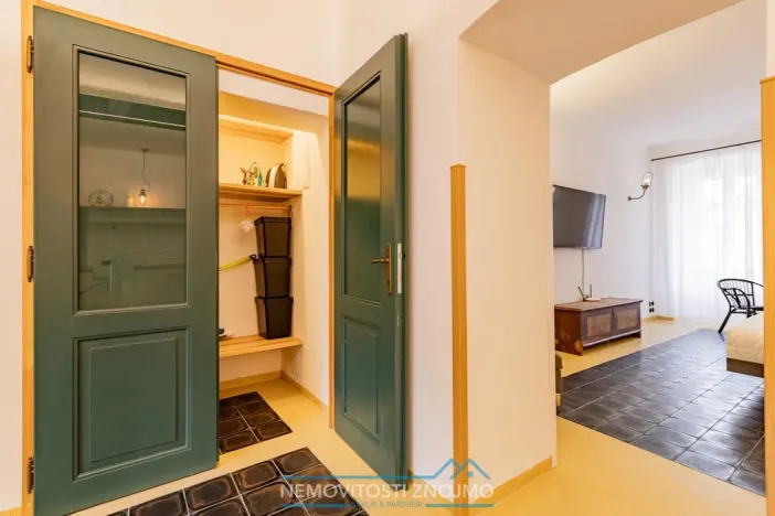 Pronájem bytu 2+kk, Znojmo, Na Kopečku, 59 m2
