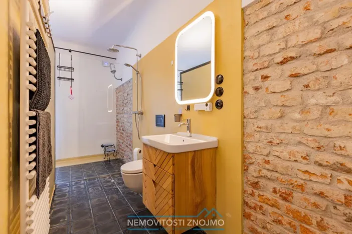 Pronájem bytu 2+kk, Znojmo, Na Kopečku, 59 m2