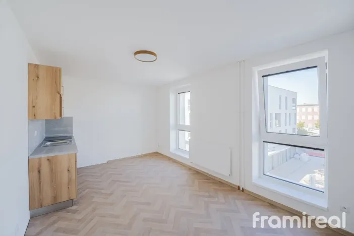 Pronájem bytu 1+kk, Veselí nad Moravou, náměstí Míru, 26 m2