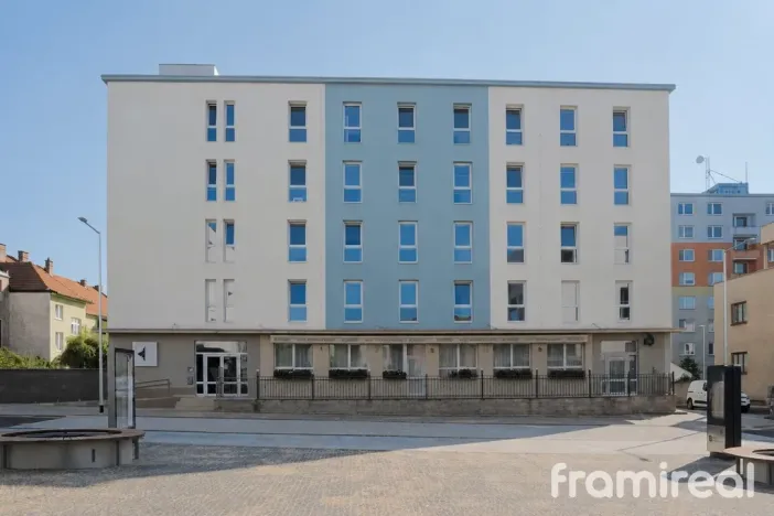 Pronájem bytu 2+kk, Veselí nad Moravou, náměstí Míru, 61 m2