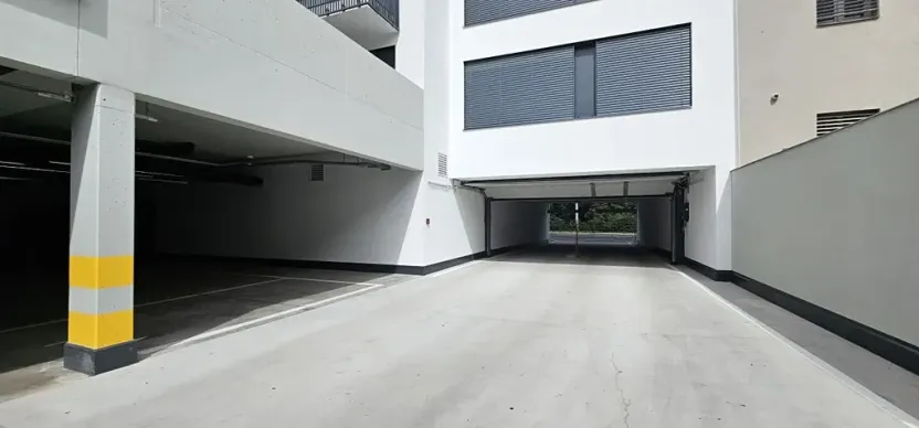 Pronájem garážového stání, Brno, Lidická, 13 m2