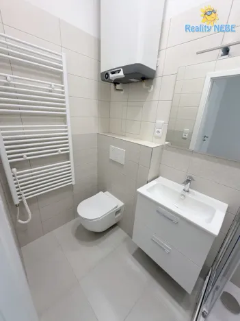 Pronájem bytu 1+1, Praha - Žižkov, Chelčického, 33 m2