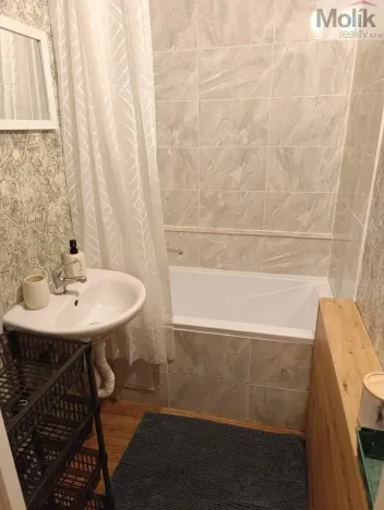 Prodej bytu 1+kk, Ústí nad Labem - Krásné Březno, V Oblouku, 32 m2