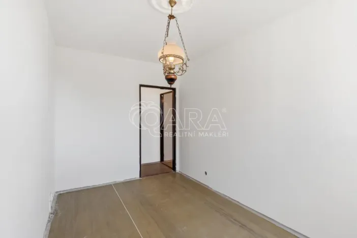 Prodej bytu 2+kk, Praha - Libeň, K Okrouhlíku, 42 m2