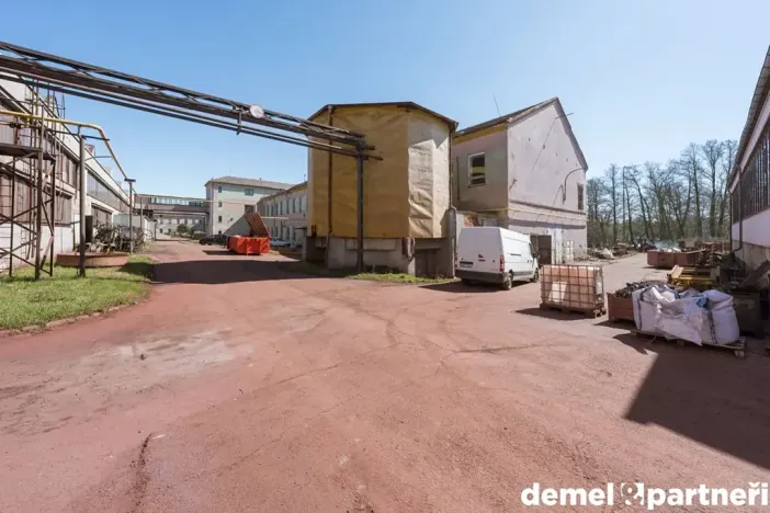 Prodej výrobních prostor, Světlá Hora, 6500 m2
