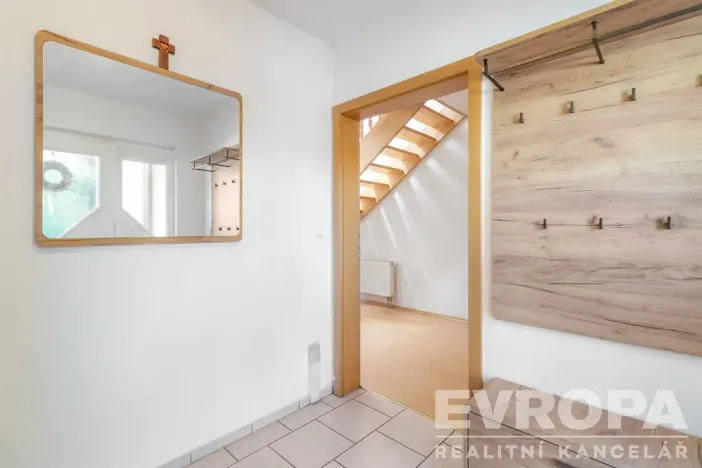 Prodej rodinného domu, Hybrálec, 225 m2