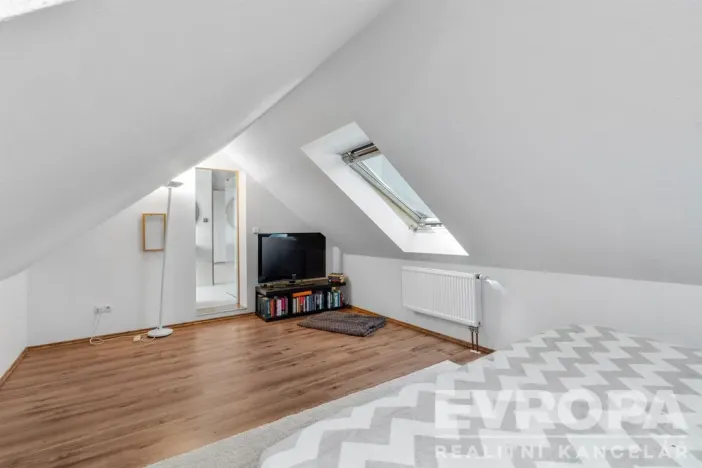 Prodej rodinného domu, Hybrálec, 225 m2