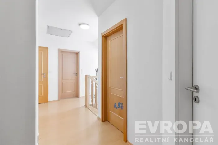 Prodej rodinného domu, Hybrálec, 225 m2