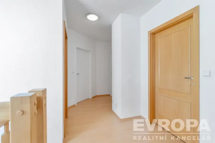 Prodej rodinného domu, Hybrálec, 225 m2