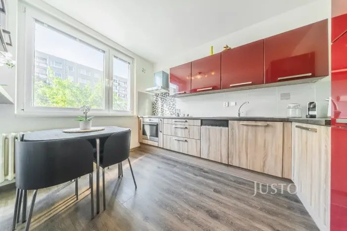 Prodej bytu 3+1, Praha - Hlubočepy, Pražského, 62 m2