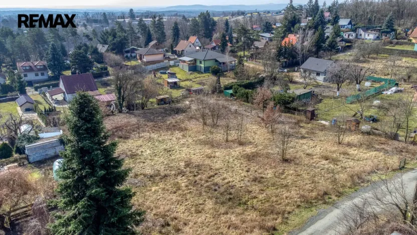 Prodej pozemku pro bydlení, Týnec nad Labem, 2747 m2