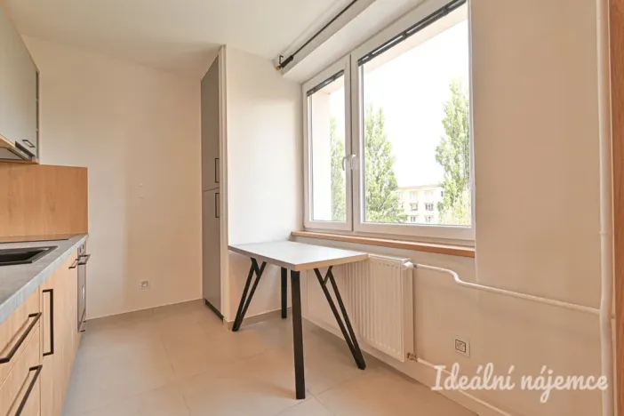 Pronájem bytu 3+1, Brno, Polní, 77 m2