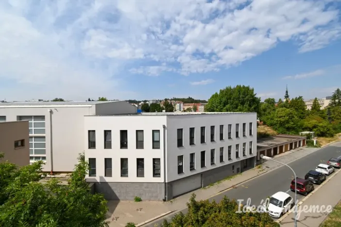 Pronájem bytu 3+1, Brno, Polní, 77 m2