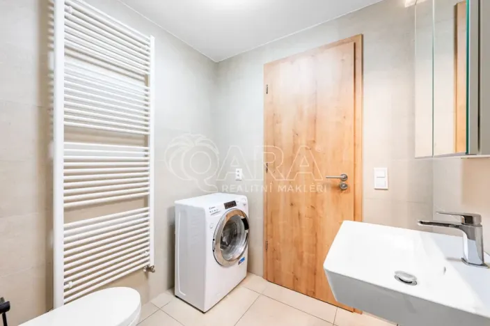 Pronájem bytu 1+kk, Praha - Strašnice, Štěchovická, 42 m2