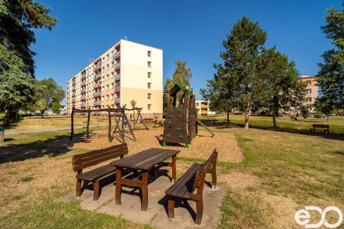 Pronájem bytu 2+1, Holice, Na Mušce, 54 m2