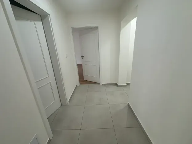 Pronájem bytu 2+kk, Praha - Vinohrady, Varšavská, 56 m2