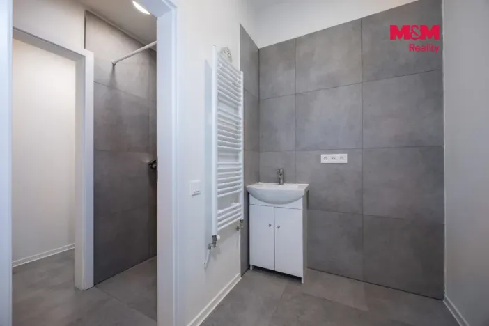 Pronájem kanceláře, Horoměřice, Velvarská, 45 m2