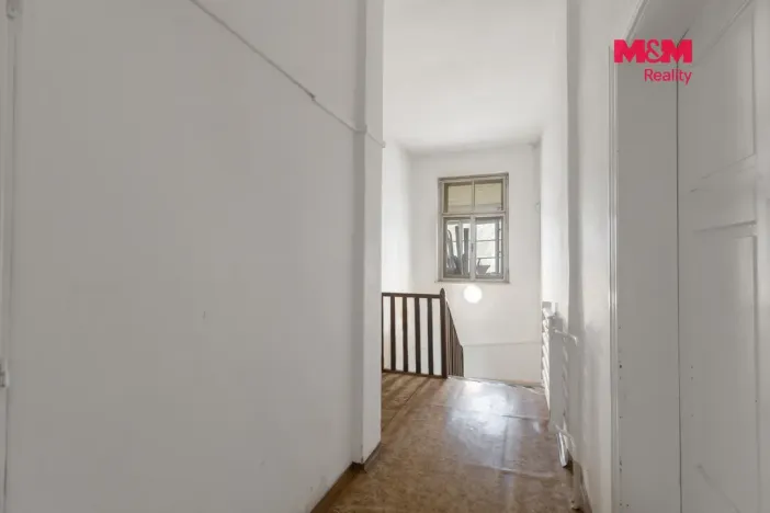 Prodej obchodního prostoru, Paskov, Náměstí, 205 m2