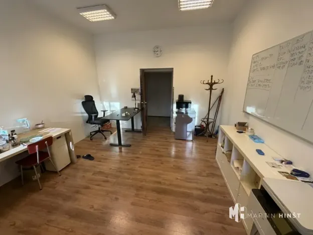 Pronájem kanceláře, Praha - Dolní Počernice, Národních hrdinů, 19 m2