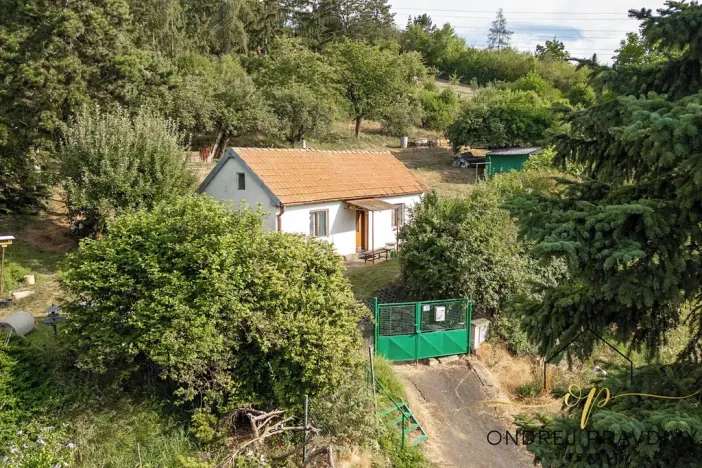 Prodej pozemku pro bydlení, Statenice, K Cihelně, 1601 m2