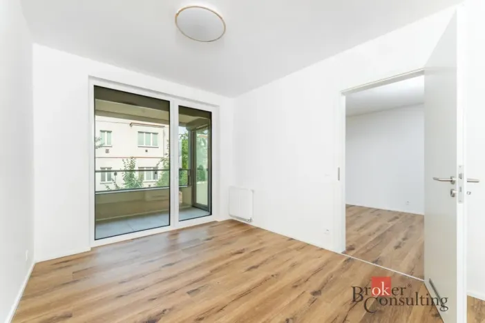 Pronájem bytu 2+kk, Praha - Smíchov, Plzeňská, 51 m2